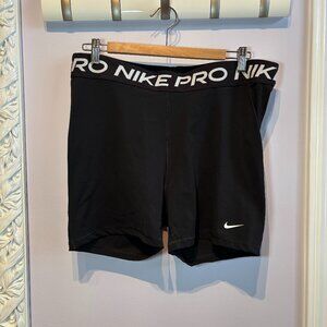 Nike Plus Size Pro Short Size 1X